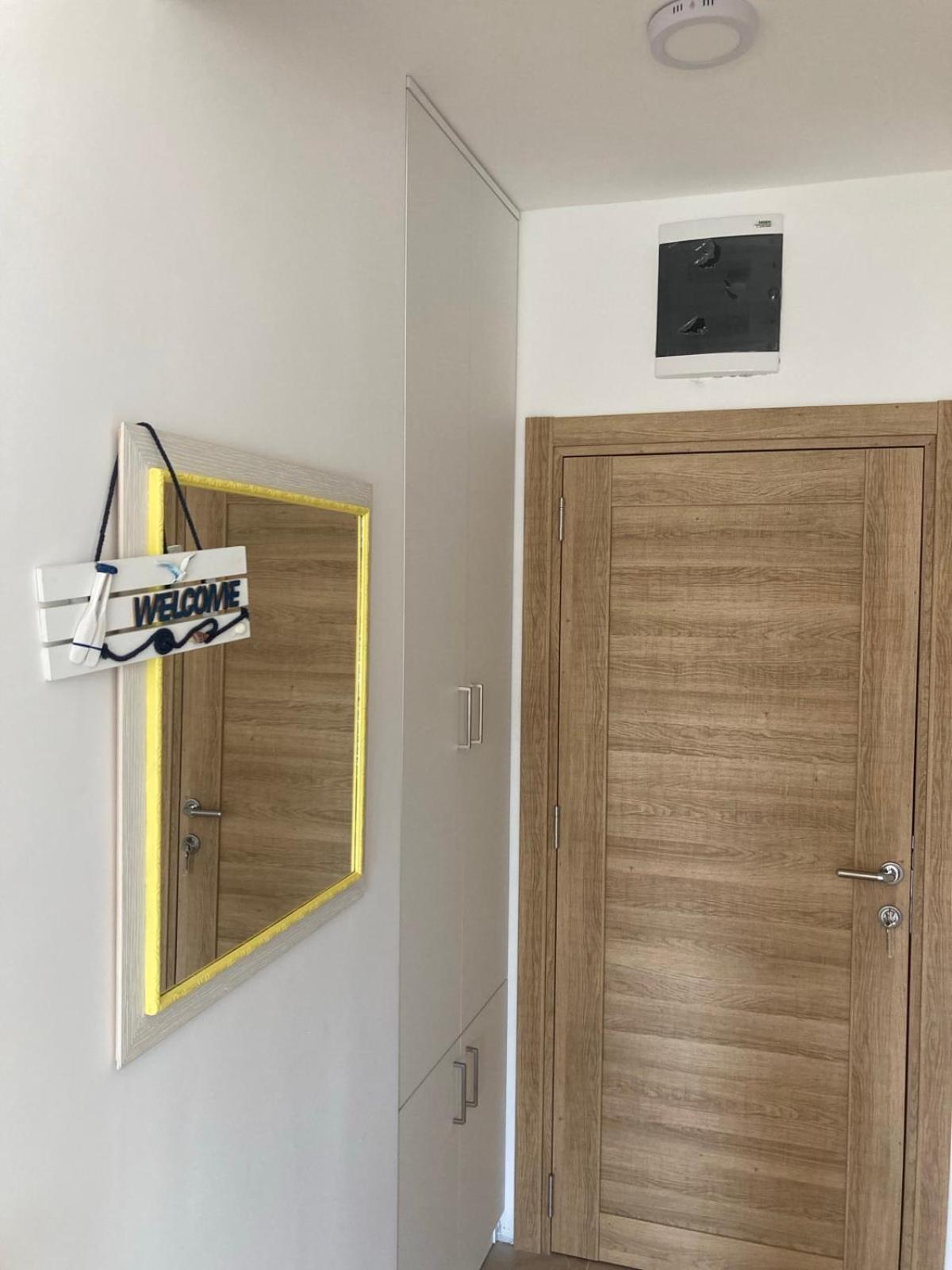 Apartments Milicevic Херцег-Нови Номер фото